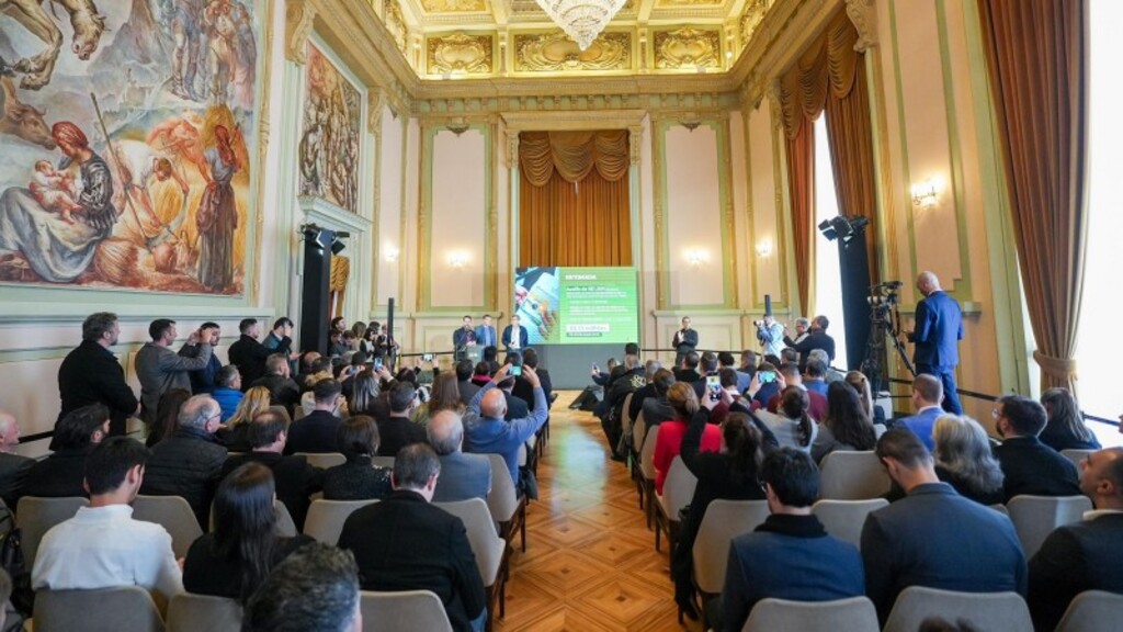 GOVERNO DO RS LANÇA PROGRAMA DE APOIO FINANCEIRO A PEQUENAS EMPRESAS E MICROEMPREENDEDORES ATINGIDOS PELAS ENCHENTES