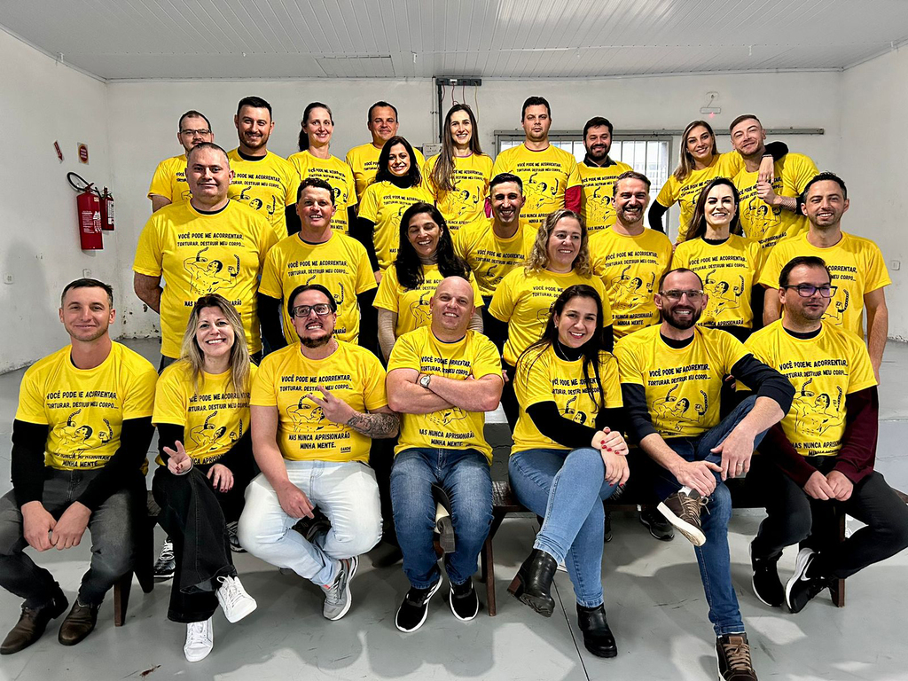  Turma do Terceirão da Mater Dolorum se reencontra após 22 anos!