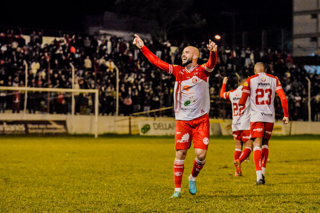 Inter-SM derrota o Veranópolis por 1 a 0 e volta à semifinal da Divisão de Acesso após cinco anos