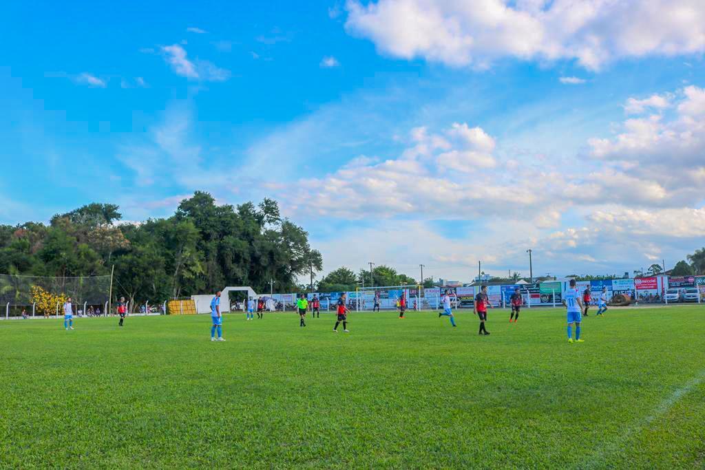 FINALISTAS DO CAMPEONATO MUNICIPAL DE FUTEBOL  SERÃO DEFINIDOS NESTE FIM DE SEMANA (20 E 21)