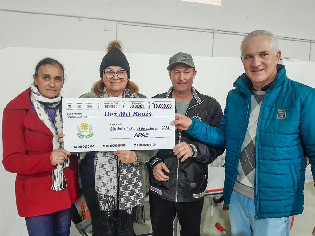 SUCESSO NOS BINGOS DAS APAES DE  PASSO DE TORRES  E SÃO JOÃO DO SUL