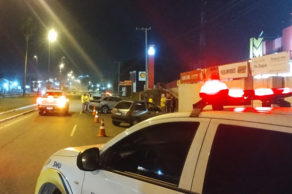 Operação Balada Segura aborda mais de 140 motoristas em duas vias urbanas de Santa Maria