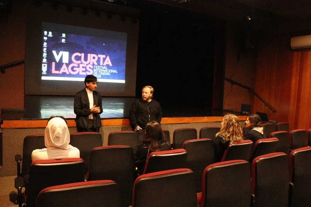 VII Festival Curta Lages realiza palestra sobre atuação