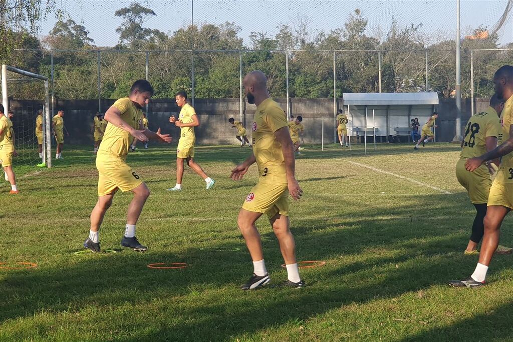 Inter-SM mantém rotina de treinos antes da decisão contra o Pelotas; ingressos estão esgotados