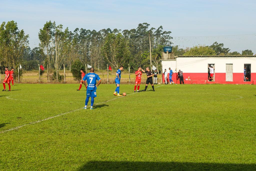 DEFINIDOS OS FINALISTAS DO CAMPEONATO  MUNICIPAL DE FUTEBOL