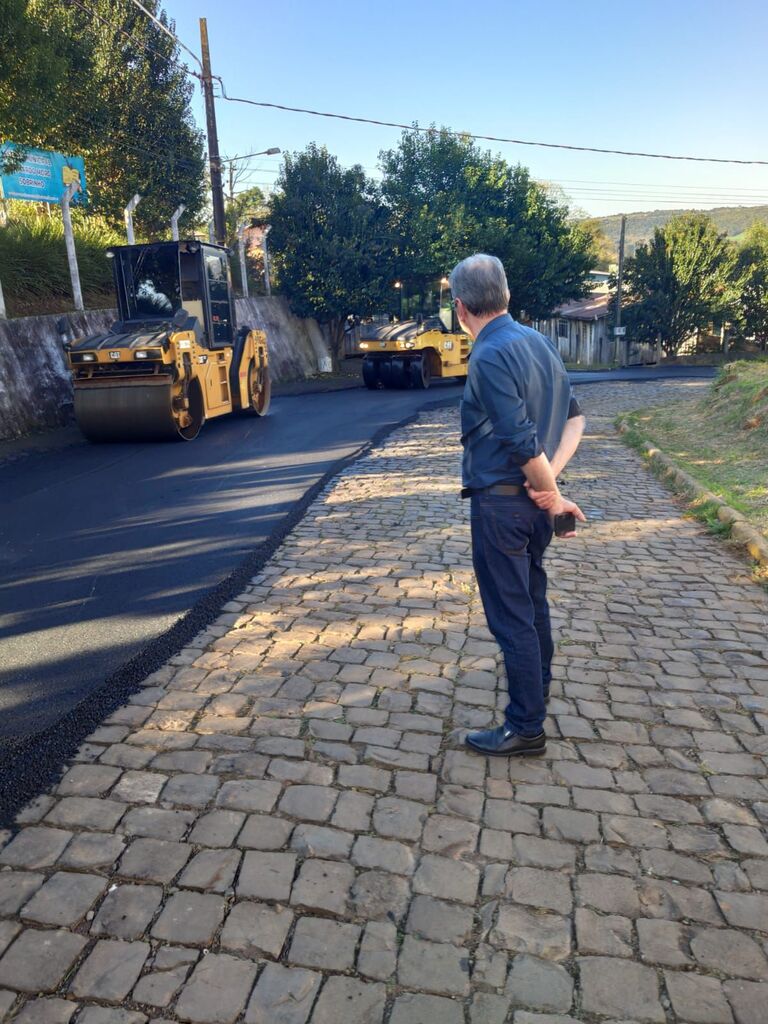 Camadas asfáltica e de concreto