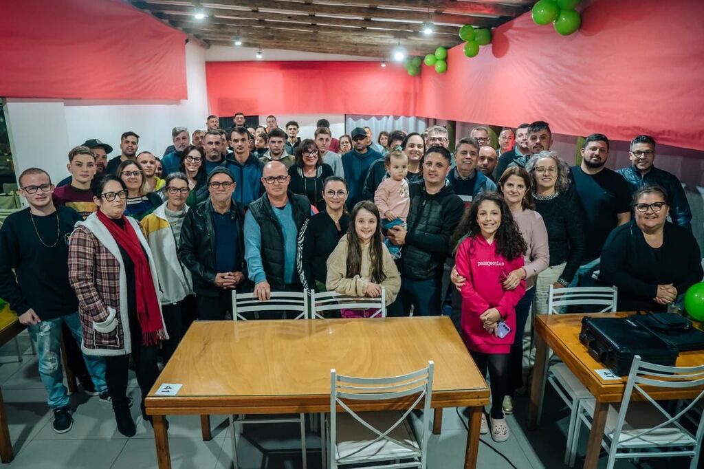 COMUNIDADE DE PASSO DE TORRES APOIA  PRÉ-CANDIDATURA DE RENAN BALTAZAR