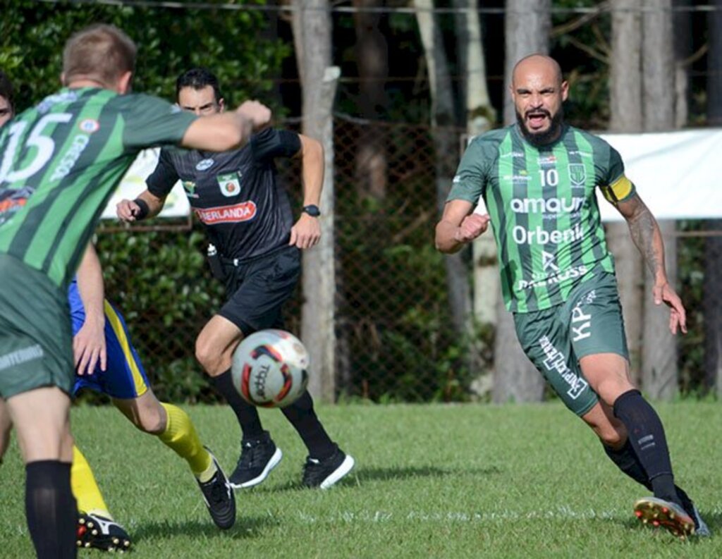 Empate no Estadual de Amadores