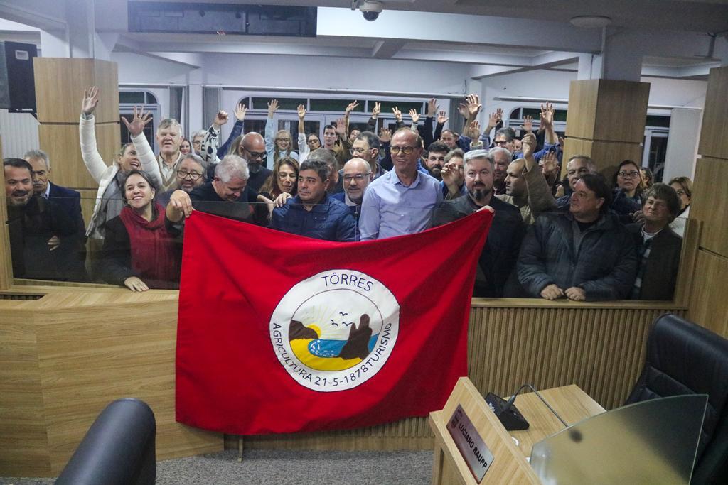 DELCI DIMER E ANDRÉ POZZI SÃO HOMOLOGADOS  EM TORRES PRÉ-CANDIDATOS A PREFEITO E VICE