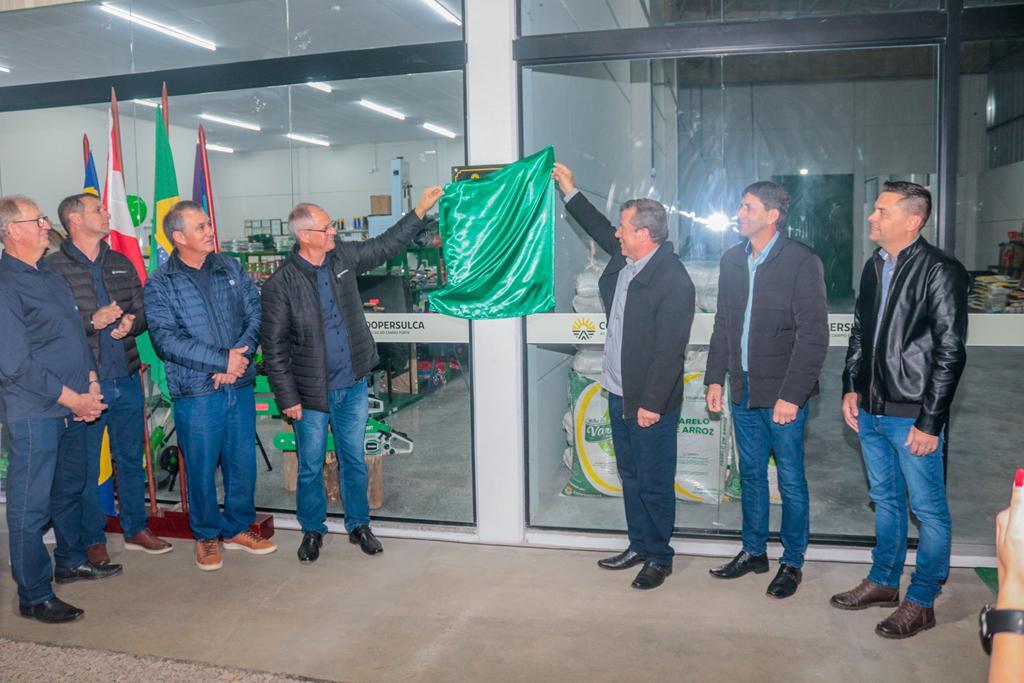 COOPERSULCA INAUGURA NOVA LOJA AGROPECUÁRIA EM SÃO JOÃO DO SUL