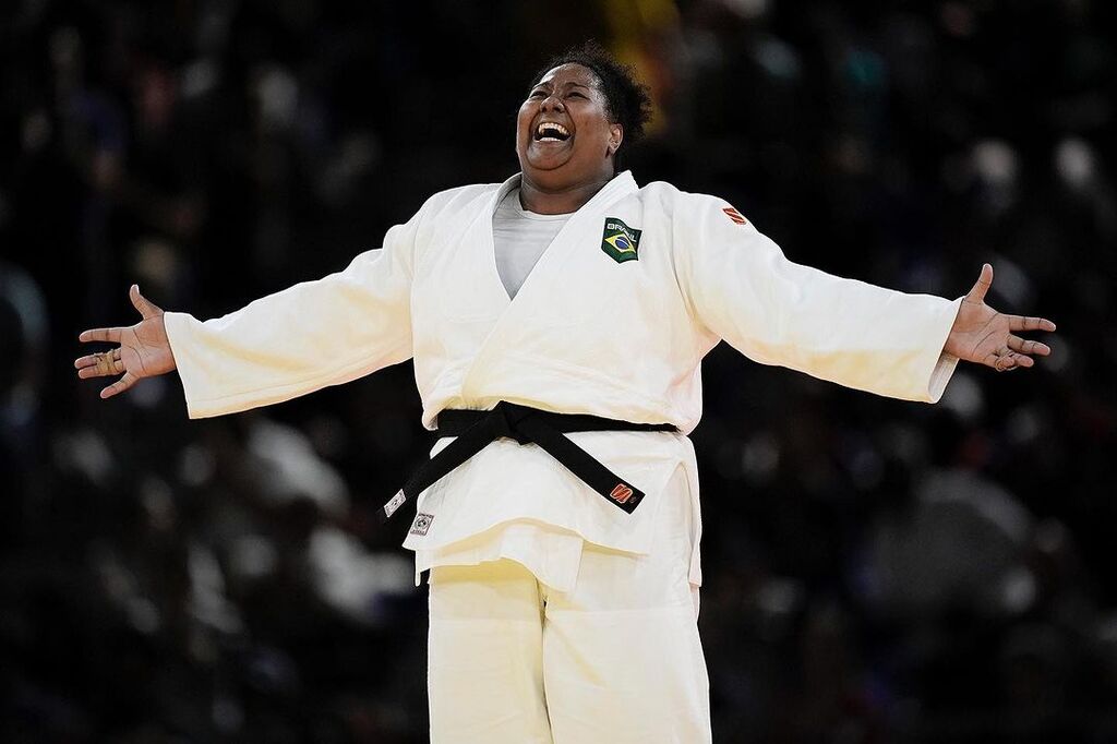 título imagem No judô, Beatriz Souza conquista o primeiro ouro do Brasil nos Jogos Olímpicos de Paris