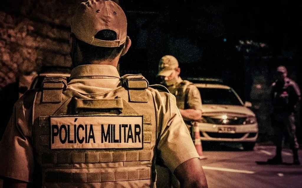 Polícia Militar prende homem com mandado em aberto em Curitibanos