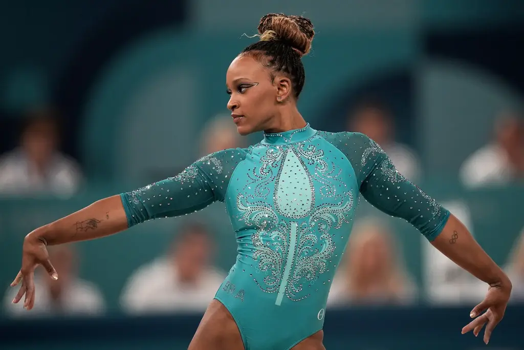 Ouro histórico de Rebeca Andrade marca o décimo dia de Jogos Olímpicos de Paris