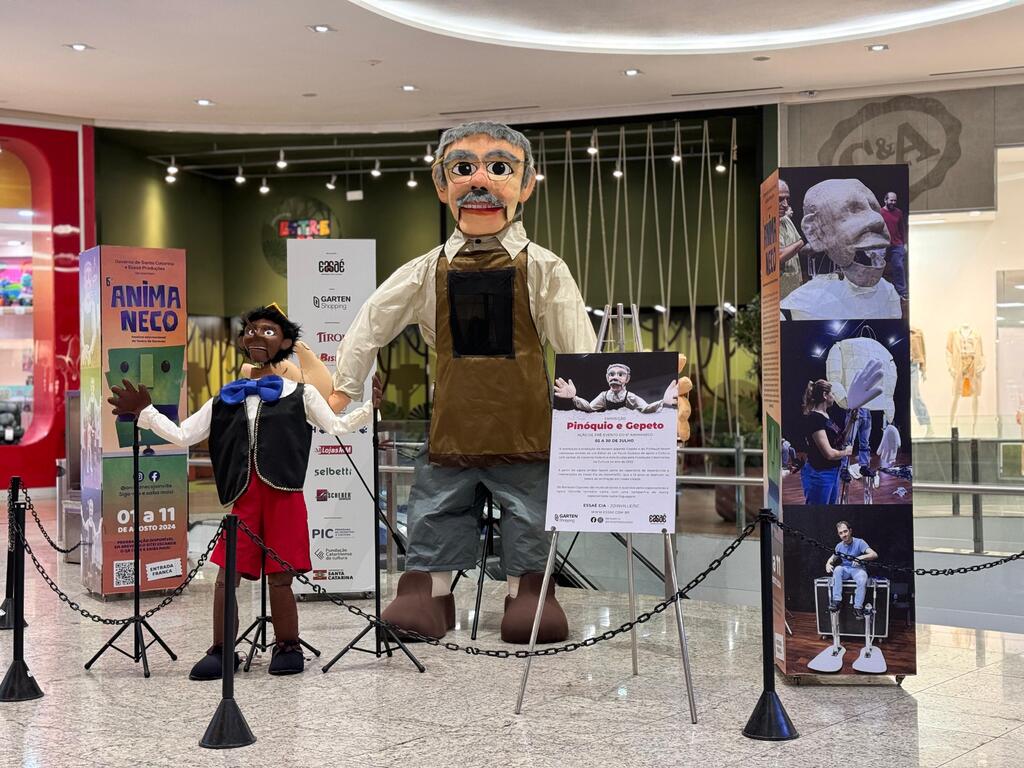 Shopping de Joinville recebe apresentações de lambe-lambe