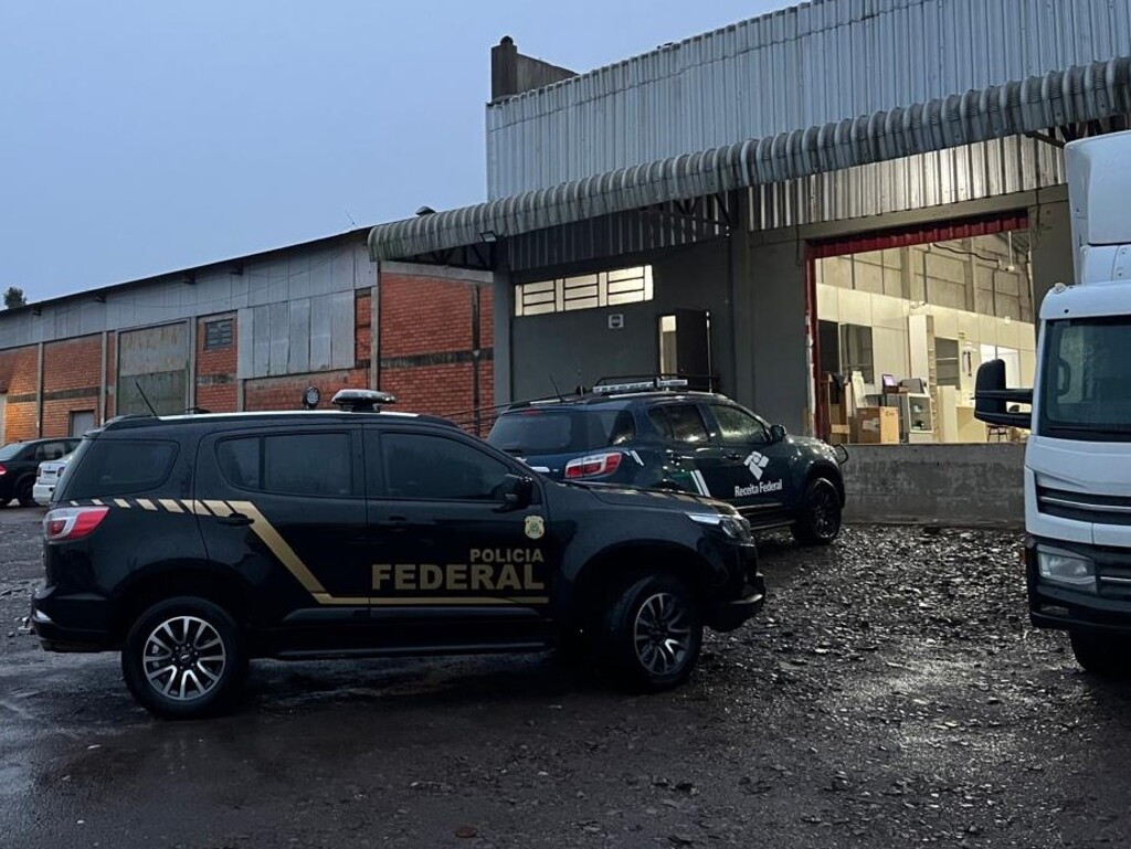 título imagem Operação da Polícia Federal combate o contrabando de cigarros em Santa Maria