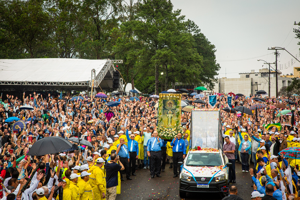 título imagem Medianeira de Todas as Graças será celebrada como rainha do Estado na próxima quinta-feira