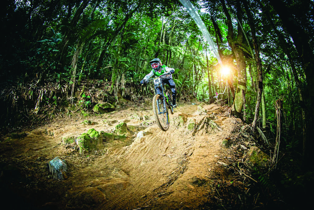 Yuri Girardi é destaque no Brasileiro de Downhill