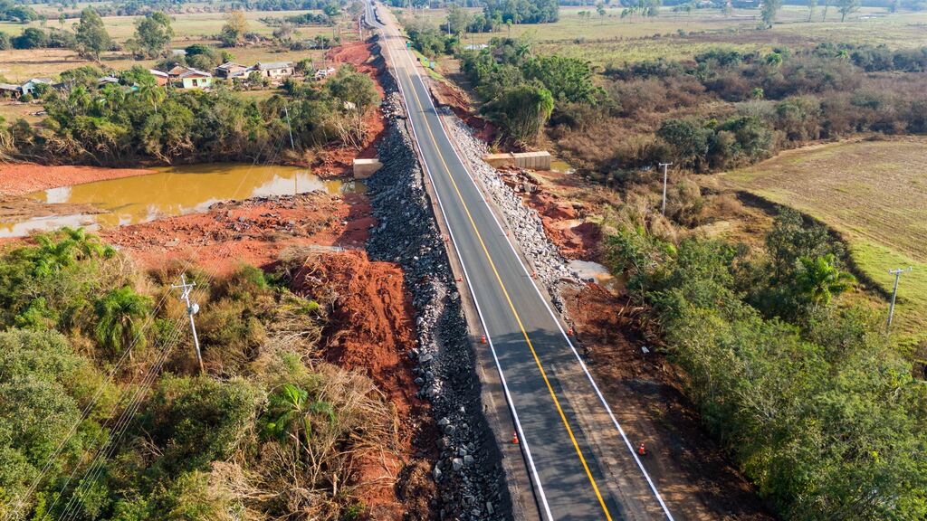 Foto: Rota de Santa Maria (Divulgação) - Trechos em Venâncio Aires e Mariante tiveram de ser reconstruídos. Em alguns pontos, só foi possível fazer desvios provisórios