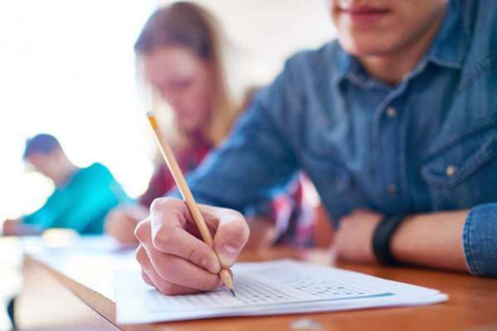 Prazo para inscrição no maior concurso público da educação de Santa Catarina termina nesta segunda-feira (12)