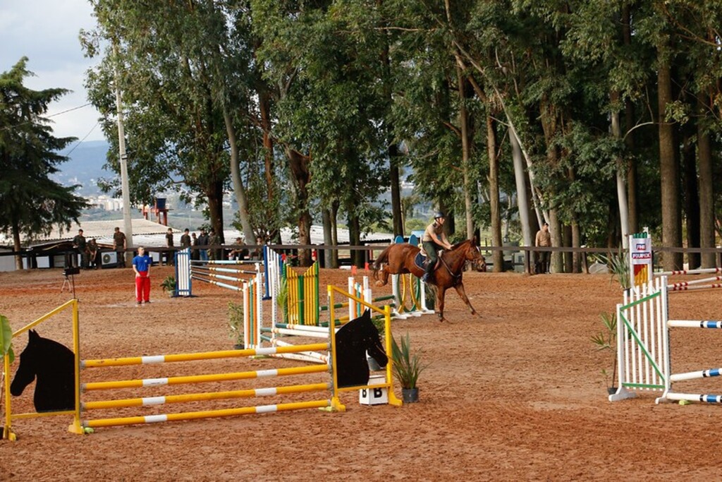 título imagem Temporada Hípica da 3ª Divisão de Exército ocorre no final de semana; confira a programação