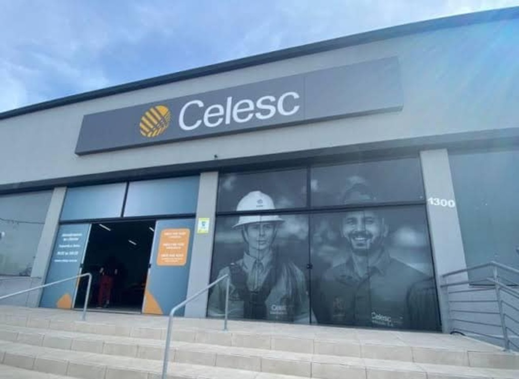 Trabalhadores da Celesc iniciam greve na segunda-feira (12/08)