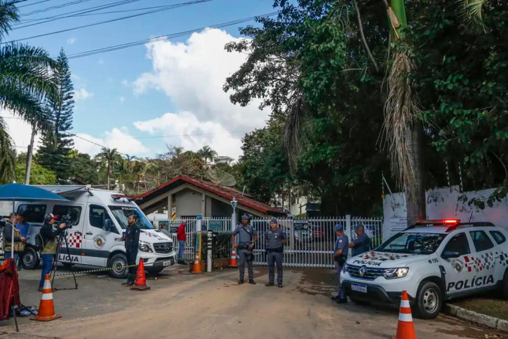 título imagem Vítimas do acidente da Voepass morreram por politraumatismo, diz IML