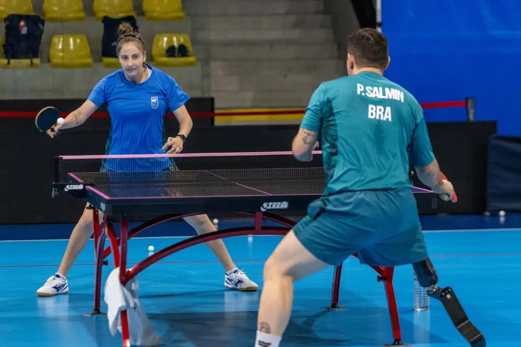 (Imagem © Alessandra Cabral/CPB/Divulgação) - Atletas brasileiros paralímpicos iniciam treinos na França