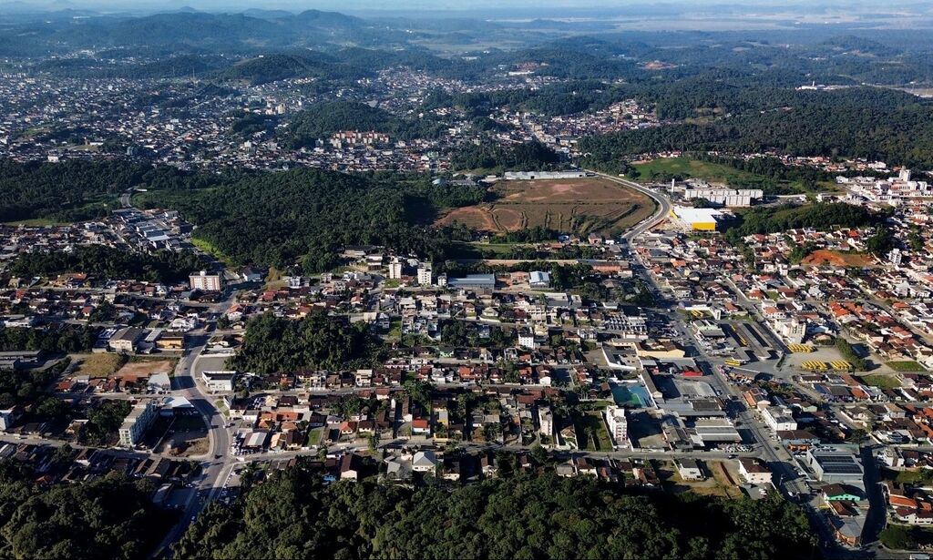 Obras no binário da Zona Suk avançam neste final de semana