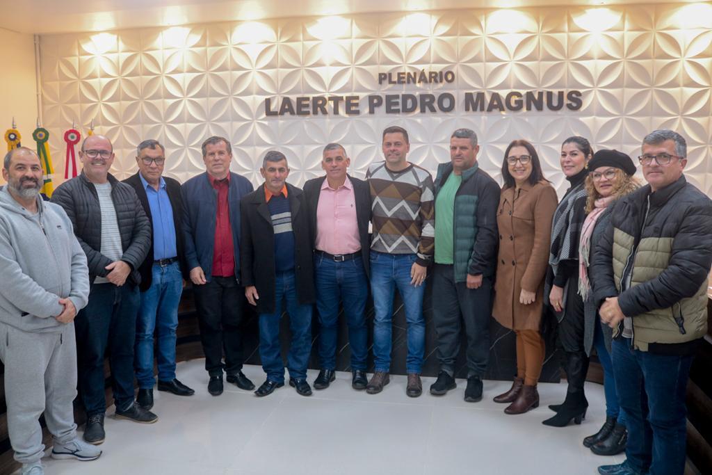 VEREADOR JULIANO RAUPP (PDT) ASSUME  A PRESIDÊNCIA DA CÂMARA DE VEREADORES