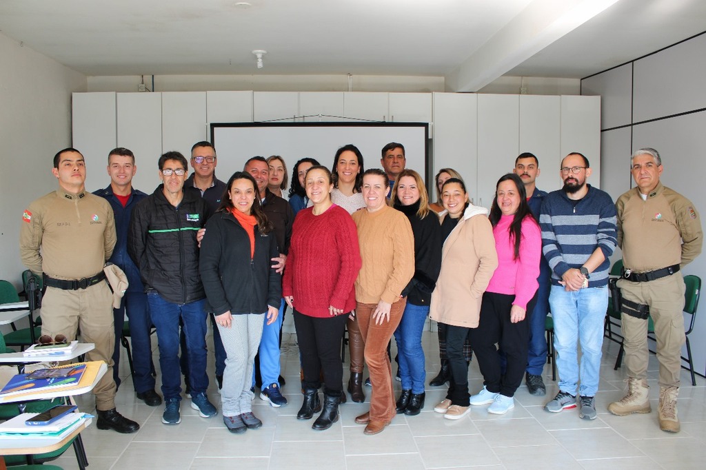 Reunião já definiu ordem do Desfile Cívico em Otacílio Costa