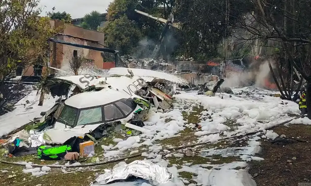 Destroços de avião já estão na sede da Voepass, em Ribeirão Preto