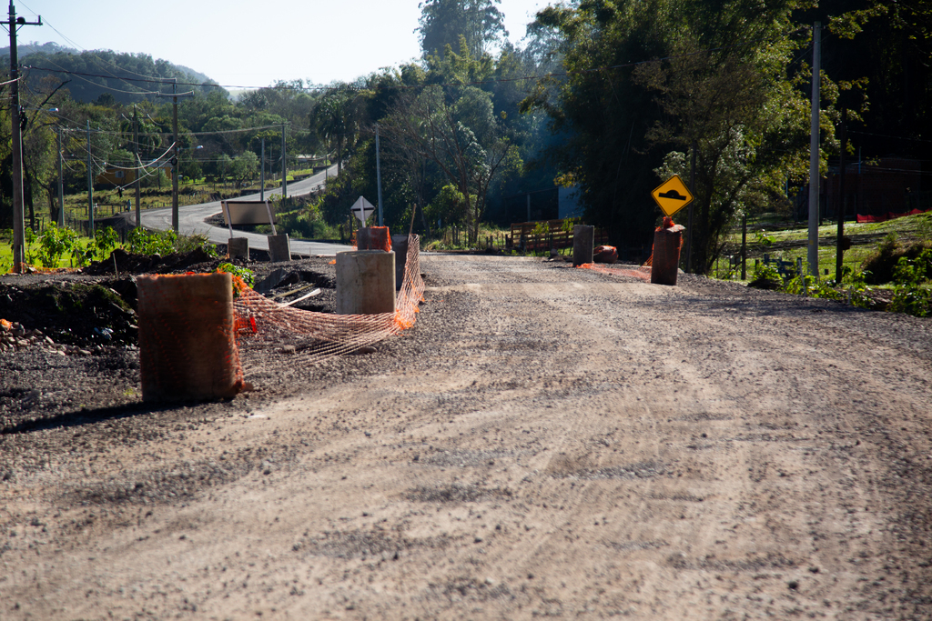 Foto: Beto Albert (Diário) - Em alguns pontos, há trechos há concluídos, com asfalto, enquanto outros ainda estão na fase da terraplenagem e com obras.