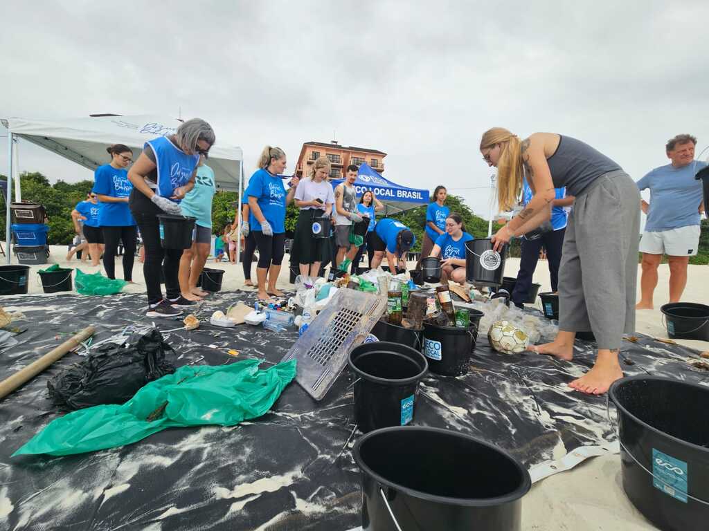 Projeto Dazum Banho: ação de limpeza da praia de Jurerê acontecerá neste sábado (24/8)