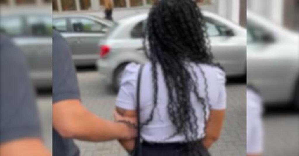 Mulher que matou amiga na Bahia para roubar bebê é presa em Blumenau