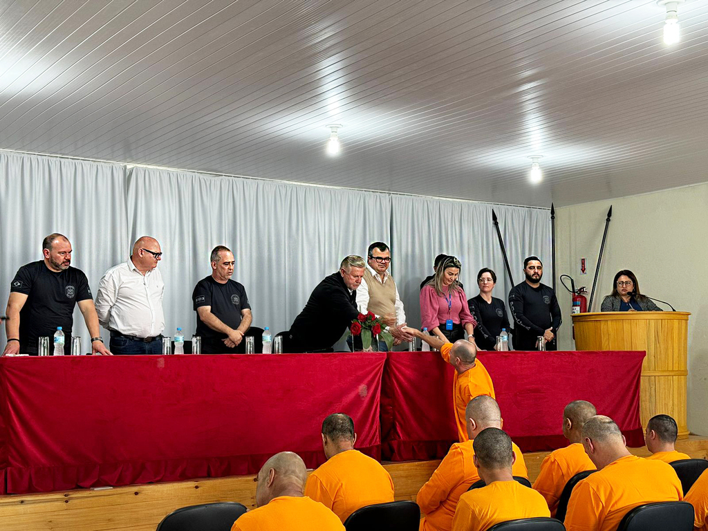  Deputado Berlanda participa de formatura de detentos em seu projeto de ressocialização em penitenciária