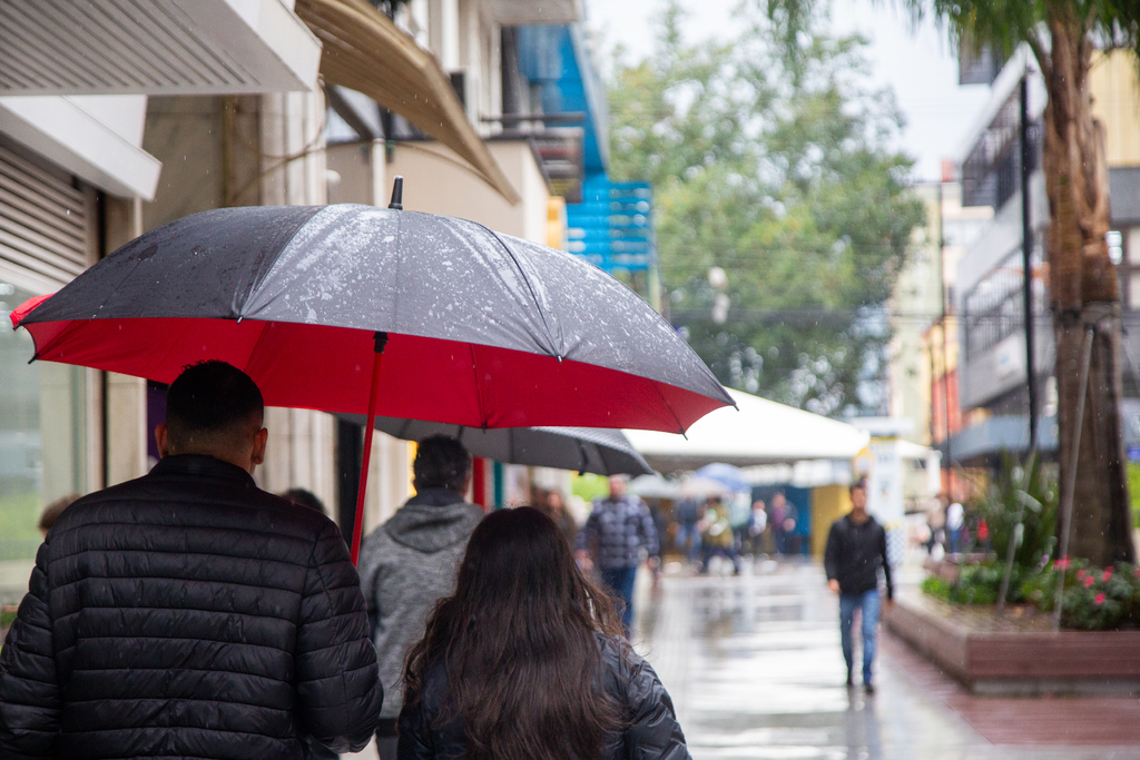 Quinta-feira terá instabilidade e o retorno do frio à Região Central; mínima será de 5°C no domingo