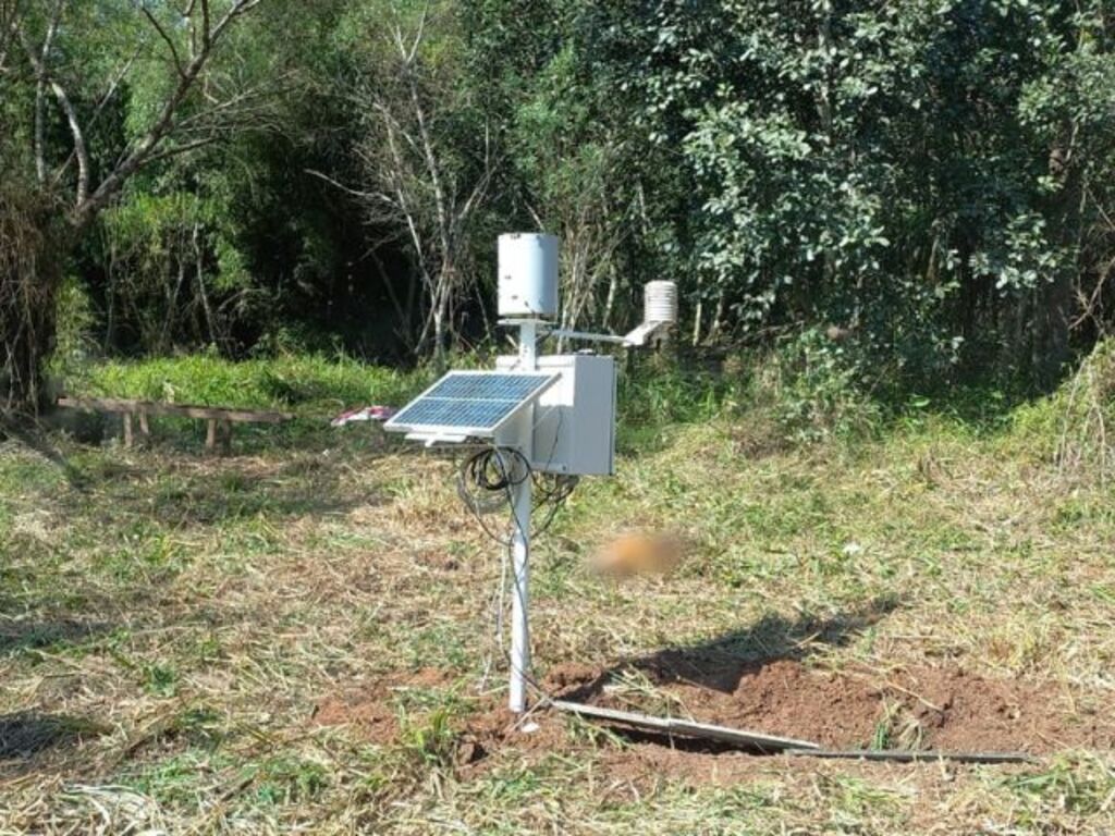 Epagri instala em Canoinhas equipamento que monitora produção apícola