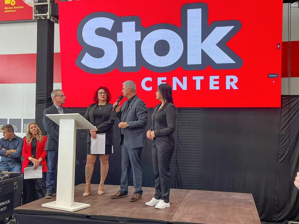 PREFEITO DE TORRES PARTICIPA DA  INAUGURAÇÃO DE NOVO EMPREENDIMENTO