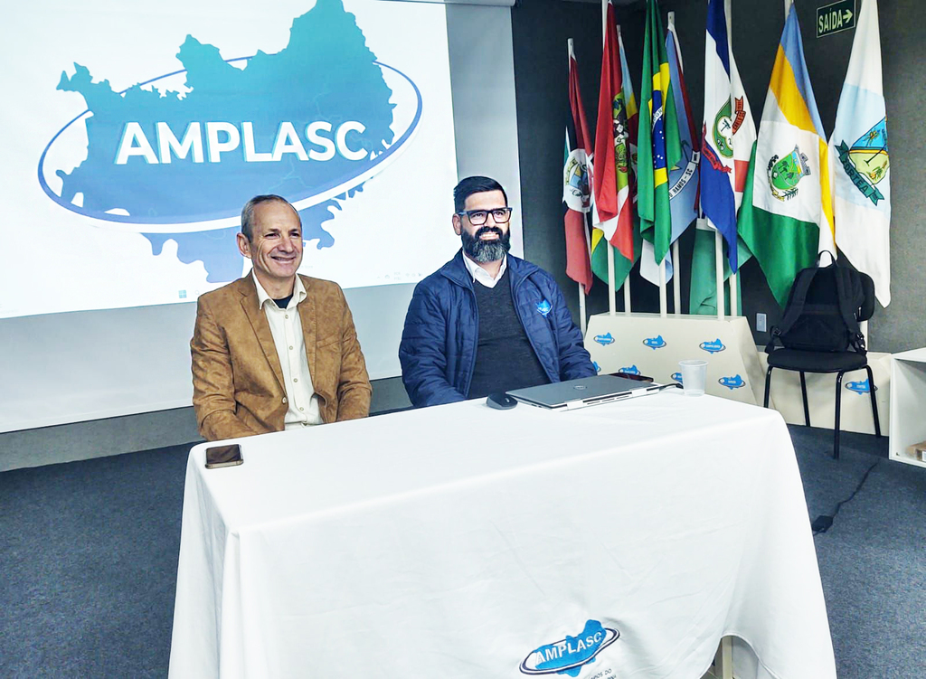  AMPLASC completa 27 anos 