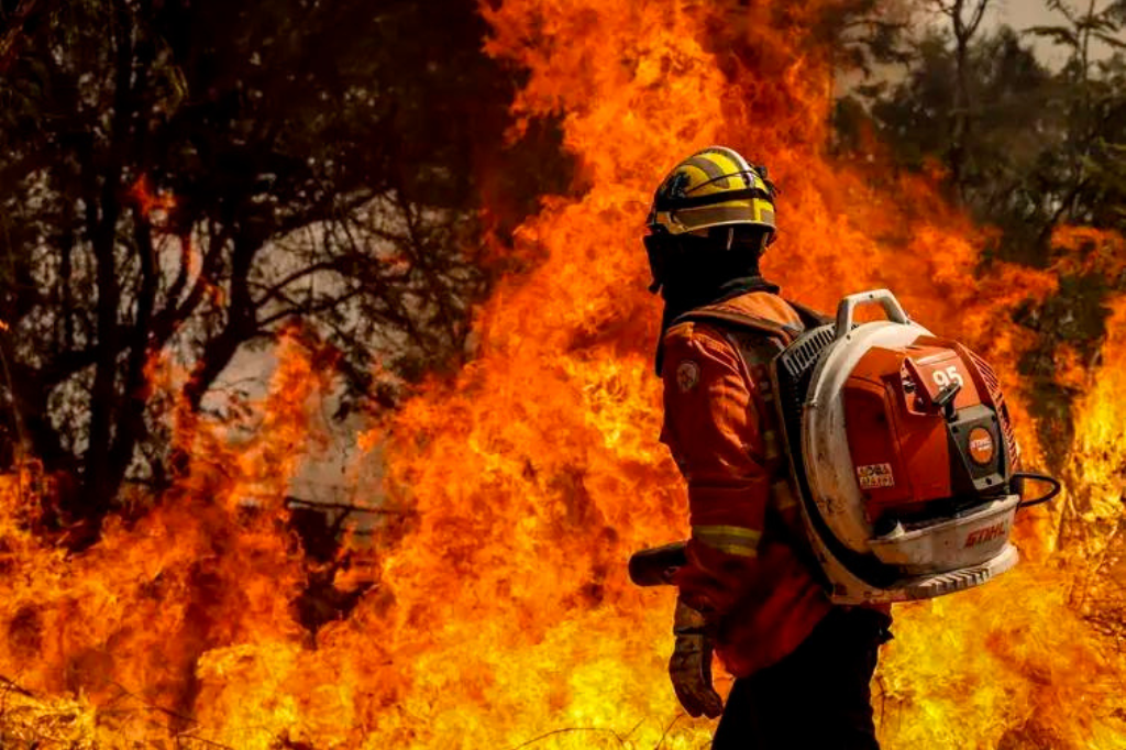 Bombeiros de SC partem para enfrentar incêndios em Mato Grosso do Sul