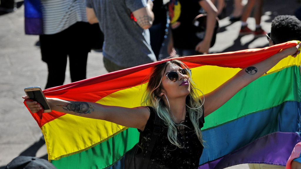 título imagem 22ª edição da Parada do Orgulho LGBT+ da Região Central ocorre neste fim de semana