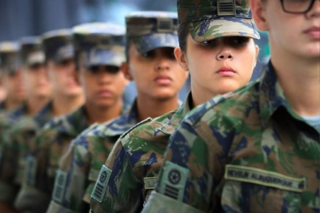 Imagem reprodução - A partir de 2025 mulheres poderão se alistar no serviço militar aos 18 anos