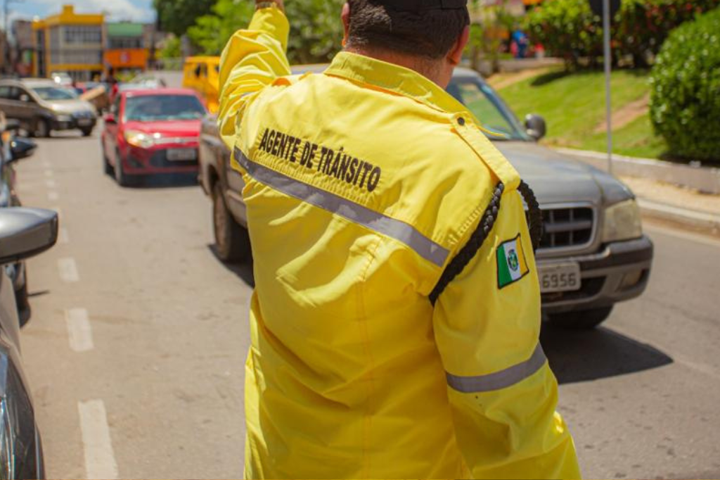 Imagem Carlos Magno - Agente de trânsito é agredido no Centro de Imbituba