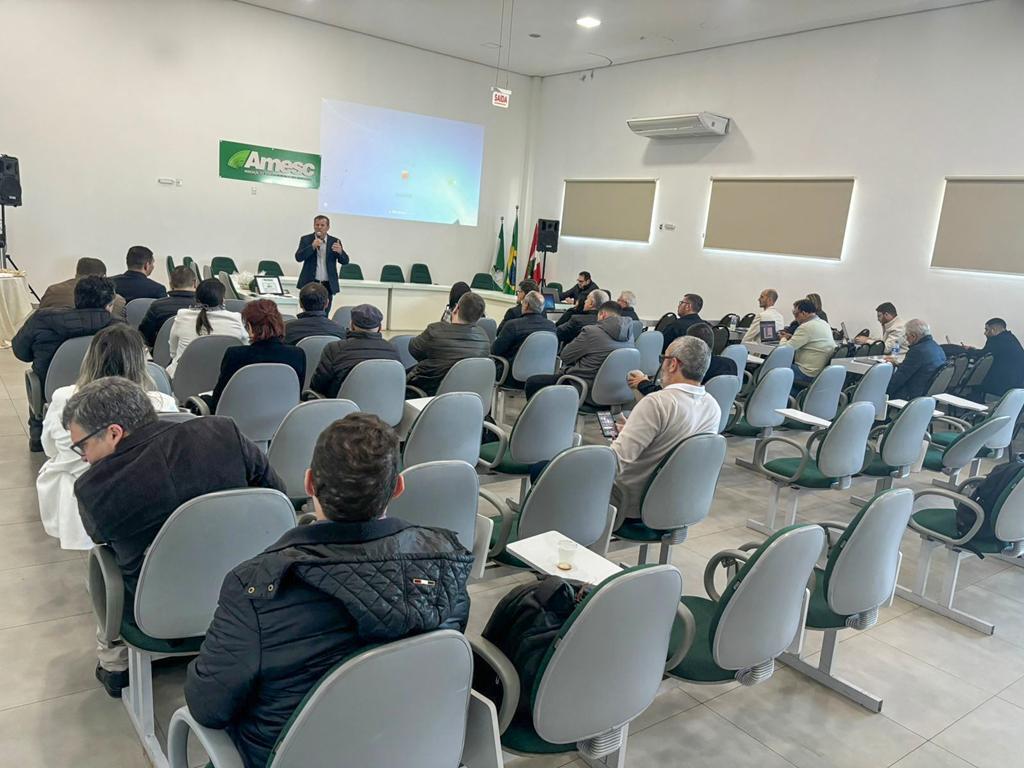 AMESC RECEPCIONA  EXECUTIVOS DA FECAM