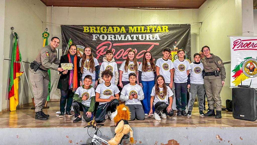 BRIGADA MILITAR REALIZA FORMATURAS DO PROERD EM DOIS MUNICÍPIOS DA ÁREA DO 2º BPAT