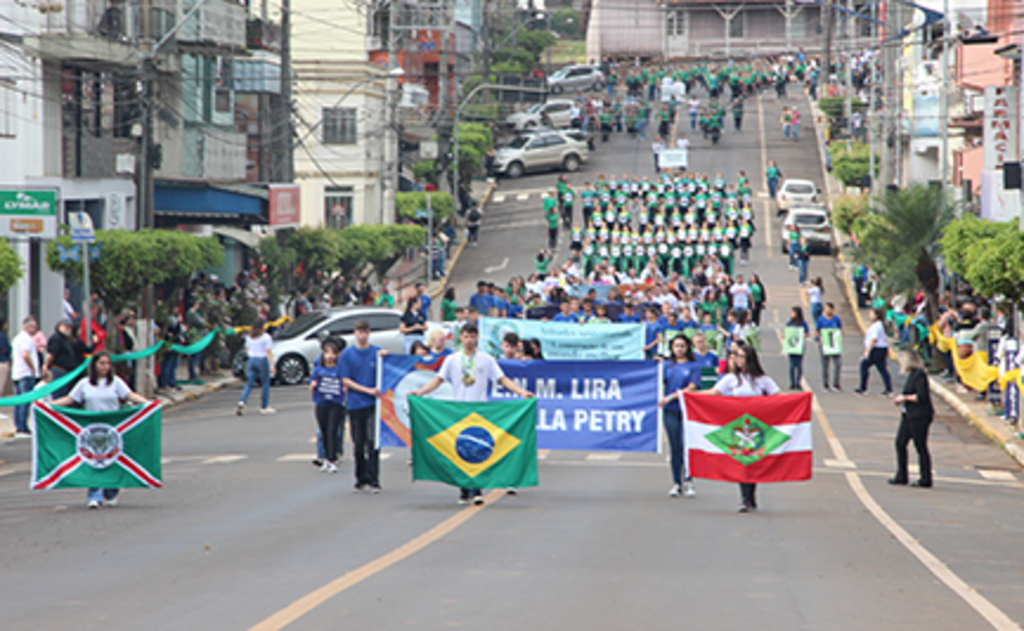 Seara terá desfile no dia 7