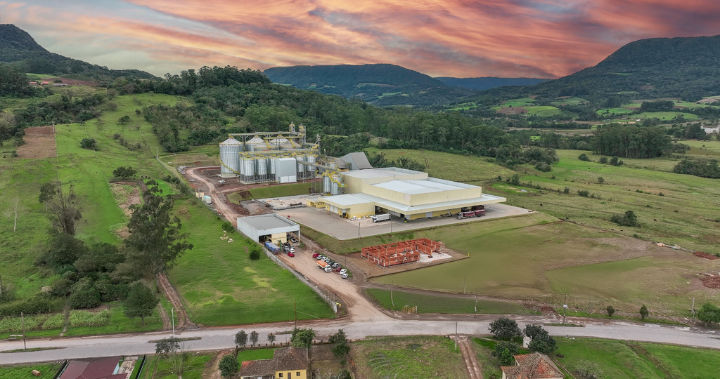 Cooperativa da região investe R$ 75 milhões em nova fábrica de beneficiamento de arroz