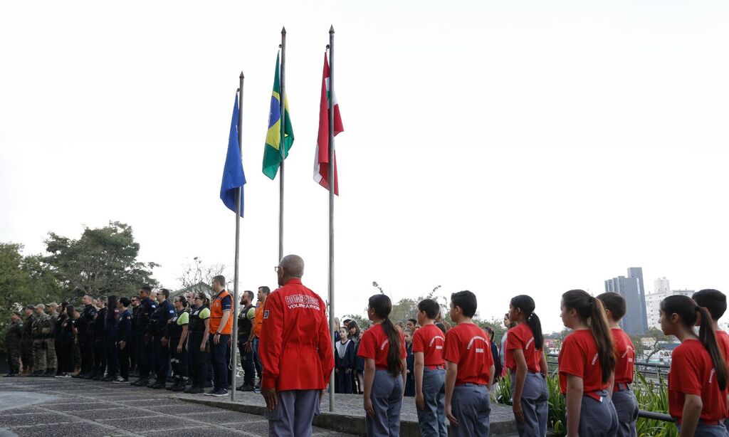 Joinville inicia comemorações da Semana da Pátria com cerimônia solene