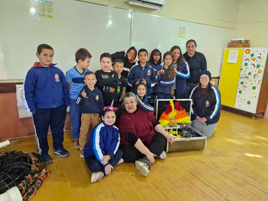 APRESENTAÇÃO CULTURAL/PEDAGÓGICA CHEGA AS ESCOLAS DO CAMPO.