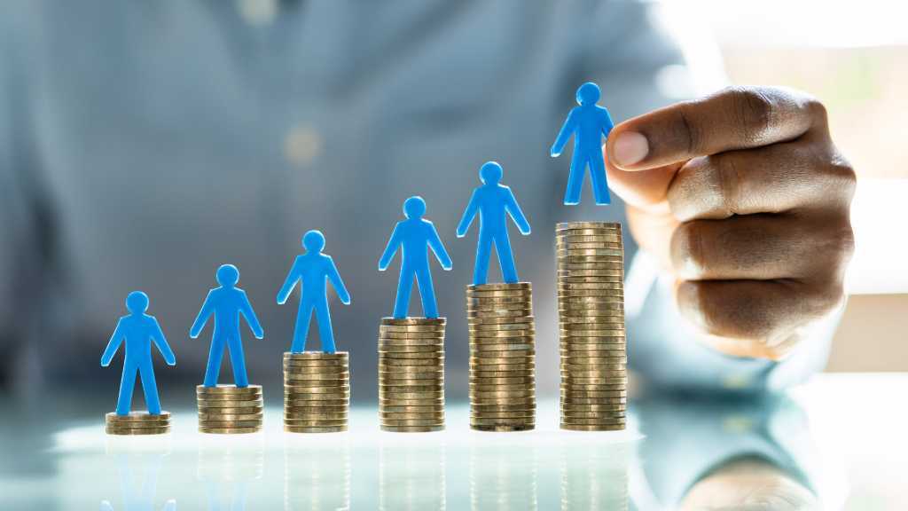 Entenda por que salário mínimo deve ter aumento de 6,87% em 2025